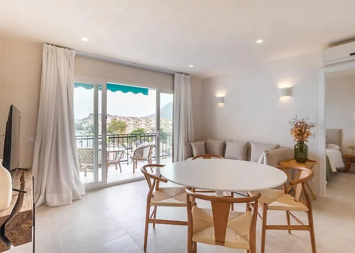 Апартаменти Les Gavines - Денія