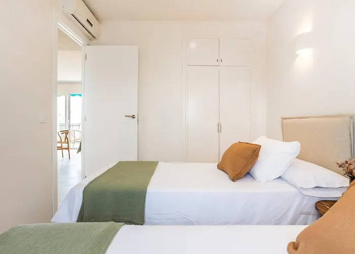 Апартаменти Les Gavines -