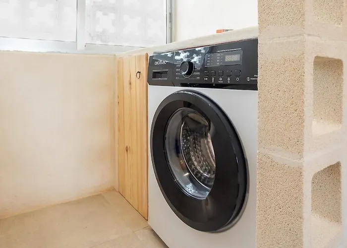 Апартаменти Les Gavines - *